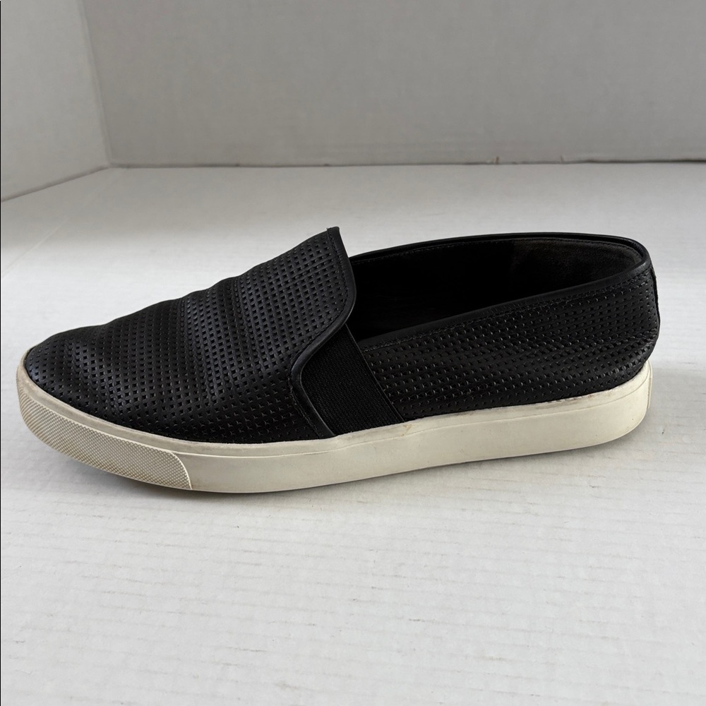 Vince Perforated Black Slip-On Loafers Size 8.5 - Picture 11 of 13
